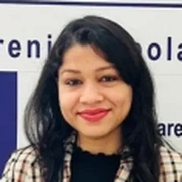 Portrait of Dr. Poorva Gupta